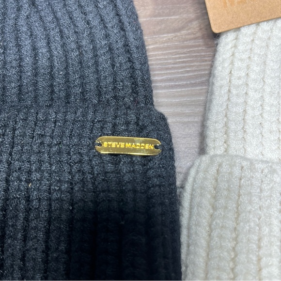 2 Women’s Steve Madden Beanie Pom Cap Black/Brown - Picture 7 of 11